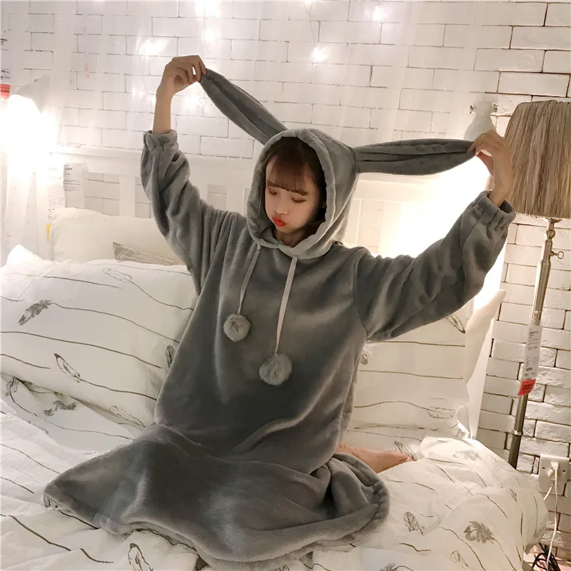 2019 Hot Autumn And Winter New Arrival Lovely Style Robe Flange Fluffy Balls Rabbit Ears Decorated Hooded Dress Free Shipping
2019 Hot Autumn And Winter New Arrival Lovely Style Robe Flange Fluffy Balls Rabbit Ears Decorated Hooded Dress Free Shipping