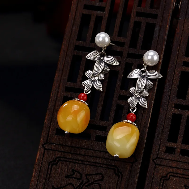 S925 Sterling Silver Antique Inlaid Natural H2018y Wax Amber Lady Leaves High-end Silver Ear Pendant Earrings Wholesale 
S925 Sterling Silver Antique Inlaid Natural H2018y Wax Amber Lady Leaves High-end Silver Ear Pendant Earrings Wholesale