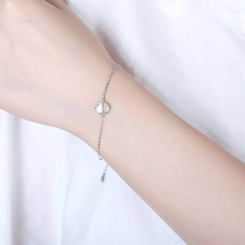 100% Authentic 925 Sterling Silver Bracelets For Women Original Design Cubic Zirconia Spring Charm Bracelets Fasion Jewellery
100% Authentic 925 Sterling Silver Bracelets For Women Original Design Cubic Zirconia Spring Charm Bracelets Fasion Jewellery