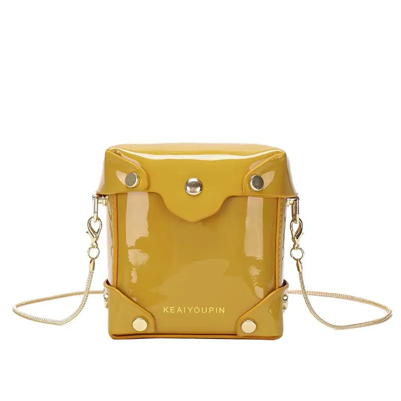 Summer New Mini patent leather bag Fashion chain retro messenger bag purse Wild style shoulder slung hand Bags For Women 2019
Summer New Mini patent leather bag Fashion chain retro messenger bag purse Wild style shoulder slung hand Bags For Women 2019