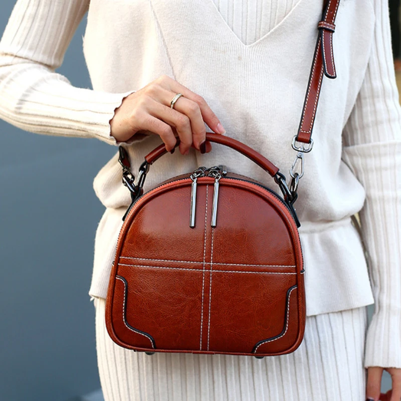 2019 New Genuine Leather Women Bag Luxury Design Handbag Famous Brand Casual Fashion Single Shoulder Crossbody bag
2019 New Genuine Leather Women Bag Luxury Design Handbag Famous Brand Casual Fashion Single Shoulder Crossbody bag