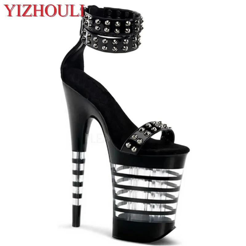 20 cm, black baking paint sexy wedding heels, riveted sandals striped platform, dancing shoes
20 cm, black baking paint sexy wedding heels, riveted sandals striped platform, dancing shoes