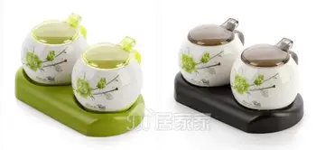Creative Cooking Tools in Spice Jar Ceramic Seasoning Containers with Transparent Cover &Spoon Beautiful Salt and Pepper Shakers
Creative Cooking Tools in Spice Jar Ceramic Seasoning Containers with Transparent Cover &Spoon Beautiful Salt and Pepper Shakers