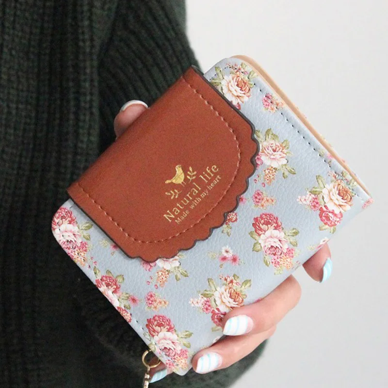 Japan's Rural Style Women Wallets Floral Print Sweet Lady Carteira Hasp Coin Purse Wallets Card Holder
Japan's Rural Style Women Wallets Floral Print Sweet Lady Carteira Hasp Coin Purse Wallets Card Holder