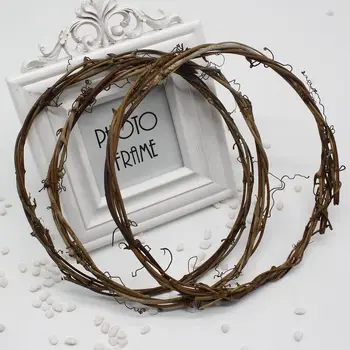 1PCS 2017 wreaths green leaves leaves iron rattan vine artificial flowers for DIY wedding decoration wreaths 
1PCS 2017 wreaths green leaves leaves iron rattan vine artificial flowers for DIY wedding decoration wreaths