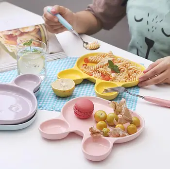 Hot sale cute Ceramic cute rabbit split tray creative cartoon children's breakfast dish family dish
Hot sale cute Ceramic cute rabbit split tray creative cartoon children's breakfast dish family dish