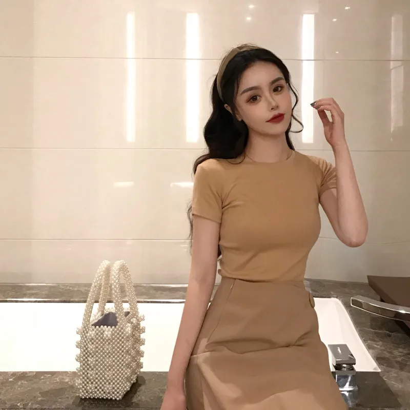 2019 New High Quality Basic T-shirts Women Summer O-Neck Short Sleeve Slim T Shirt Woman Plus Size S-2XL Tops
2019 New High Quality Basic T-shirts Women Summer O-Neck Short Sleeve Slim T Shirt Woman Plus Size S-2XL Tops