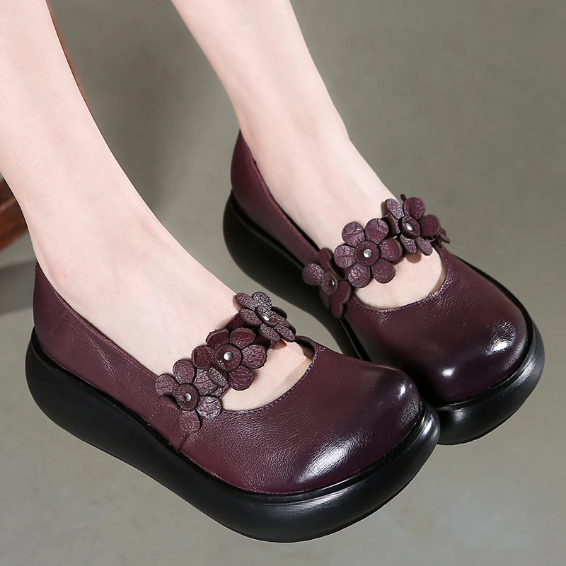 Women Leather Pumps Flower Slip On Lazy Shoes Purple Spring Pump Ladies Handmade Women Leather Pumps Retro 2019 Style Wedge Shoe
Women Leather Pumps Flower Slip On Lazy Shoes Purple Spring Pump Ladies Handmade Women Leather Pumps Retro 2019 Style Wedge Shoe