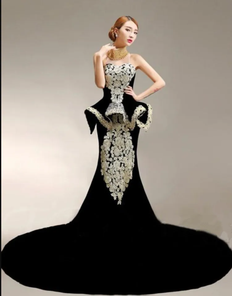 Luxury See Through High Neck Sleeveless Evening Gown Fashion Mermaid Lace Appliques Black Korea Velour Dresses
Luxury See Through High Neck Sleeveless Evening Gown Fashion Mermaid Lace Appliques Black Korea Velour Dresses
