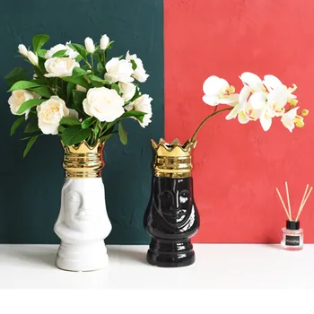Nordic Modern Simple King Queen Head Portraits Ceramics Vase Personality Living Room Bedroom Desktop Decoration Craftwork X2064
Nordic Modern Simple King Queen Head Portraits Ceramics Vase Personality Living Room Bedroom Desktop Decoration Craftwork X2064