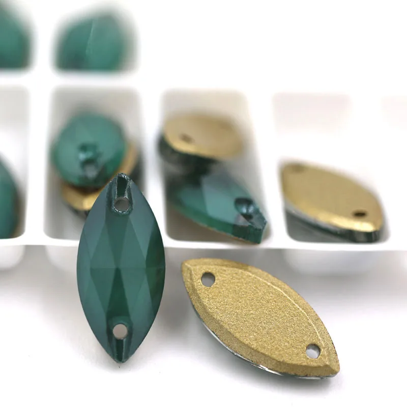 New high quality 7x15mm flatback glass sew on rhinestones Leaf shape Green Mocha crystal rhinestones diy clothing accessories
New high quality 7x15mm flatback glass sew on rhinestones Leaf shape Green Mocha crystal rhinestones diy clothing accessories