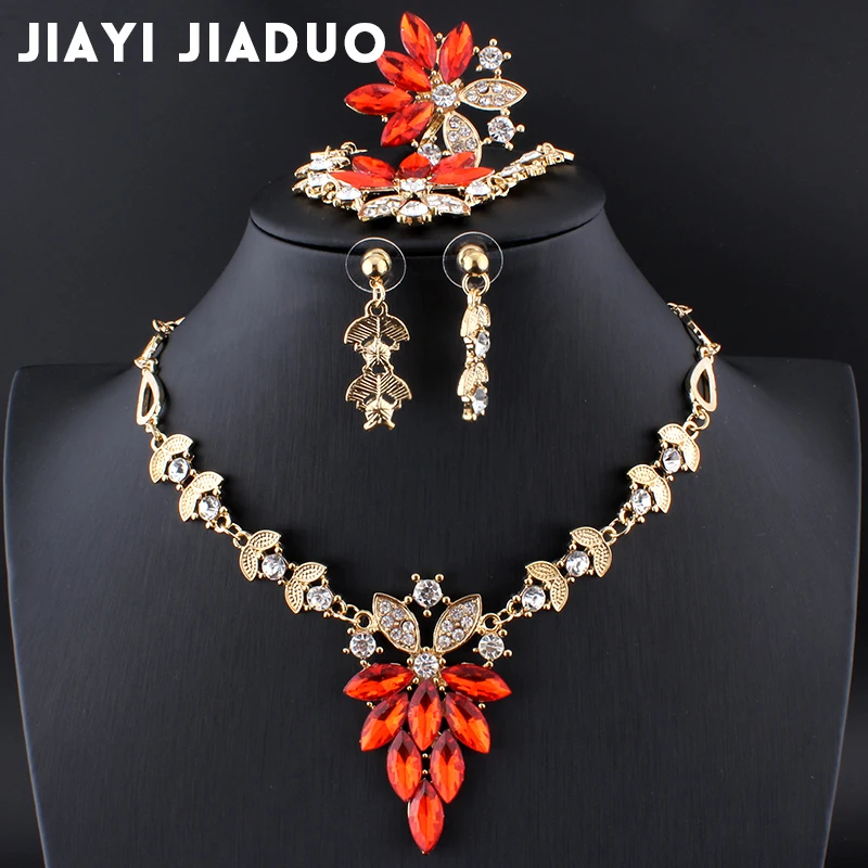 jiayijiaduo African Beads Jewelry Sets Necklace Set For Women Fine Crystal Gold color Pendant Earrings Bracelets Wedding Dress
jiayijiaduo African Beads Jewelry Sets Necklace Set For Women Fine Crystal Gold color Pendant Earrings Bracelets Wedding Dress