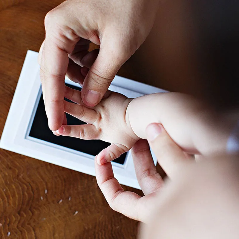 Newborn Baby Handprint Footprint Pad Safe Clean Non-Toxic Clean Touch Ink Pad Photo Easy To Operate Kids Hand Foot Print Pad
Newborn Baby Handprint Footprint Pad Safe Clean Non-Toxic Clean Touch Ink Pad Photo Easy To Operate Kids Hand Foot Print Pad