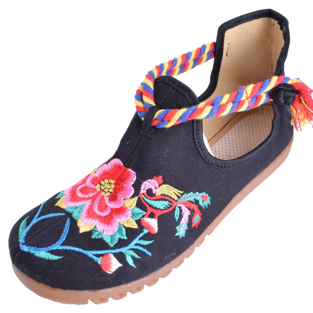 Women Flats Canvas Shoes Floral Embroidered Ladies Comfortable Cotton Platforms Zapato Mujer Unique Strap Ballet Woman 13