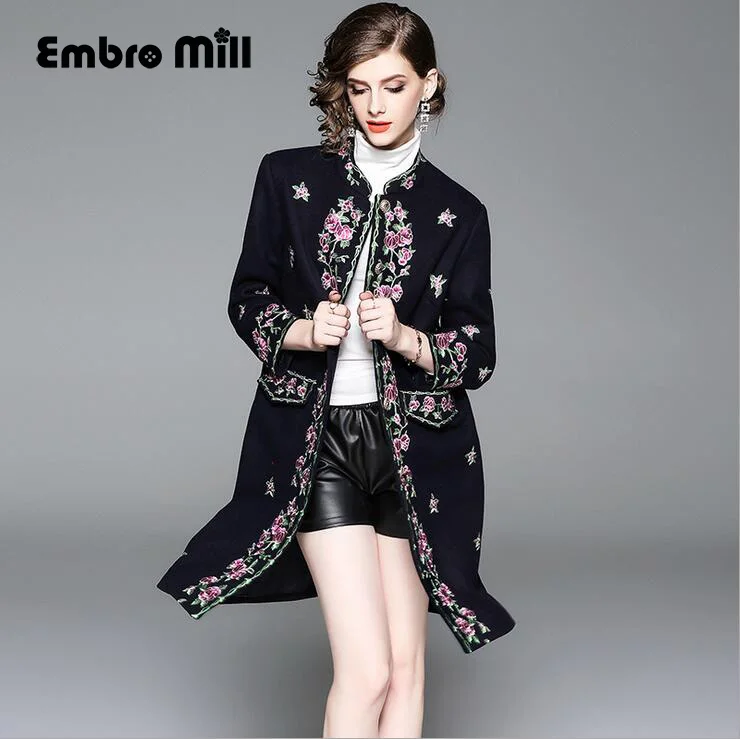 High-end winter trench coats for women vintage Elegant Floral wool embroidery loose lady Christmas overcoat female S-XXL
High-end winter trench coats for women vintage Elegant Floral wool embroidery loose lady Christmas overcoat female S-XXL