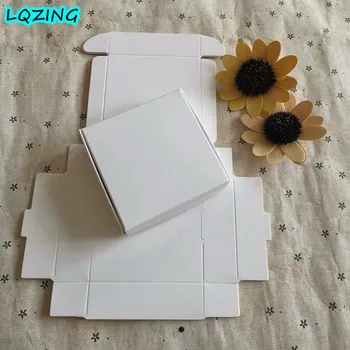 New 35PCS White Xmas Candy Box Gift Boxes DIY Craft Soap Chocolates Boxes Wedding Party Favor Supplier 9.5*9.5*3cm
New 35PCS White Xmas Candy Box Gift Boxes DIY Craft Soap Chocolates Boxes Wedding Party Favor Supplier 9.5*9.5*3cm
