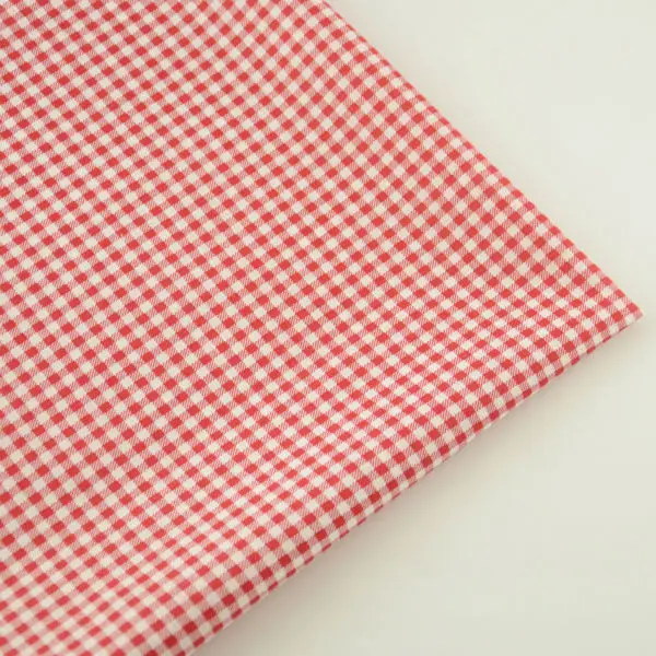 White and Red Check Design Cotton Fabric Pre-cut Fat Quarter Telas Tissue Patchwork Home Texitle Tulle for Beginner's Practice
White and Red Check Design Cotton Fabric Pre-cut Fat Quarter Telas Tissue Patchwork Home Texitle Tulle for Beginner's Practice