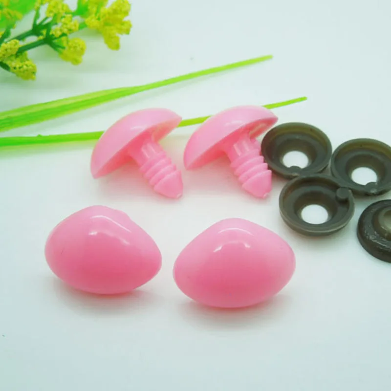 100pcs Safety Nose / Plastic Doll Noses Triangle Pink Color For Bear Doll Animal Puppet Making 20mm*14.5mm
100pcs Safety Nose / Plastic Doll Noses Triangle Pink Color For Bear Doll Animal Puppet Making 20mm*14.5mm
