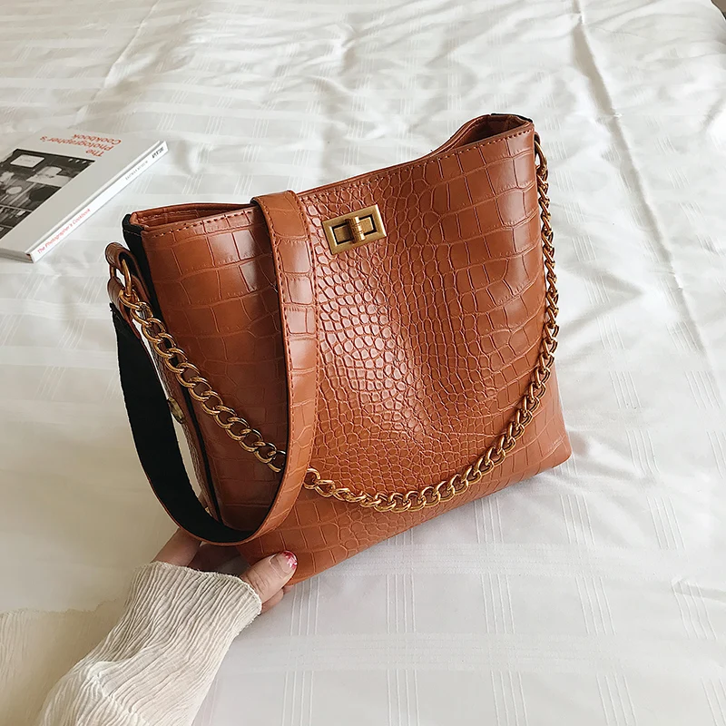 2019 Women stone Pattern Crossbody bucket Bags chain Sac a Main Small Handbag small bag PU Leather Hand Bag Ladies Designer
2019 Women stone Pattern Crossbody bucket Bags chain Sac a Main Small Handbag small bag PU Leather Hand Bag Ladies Designer