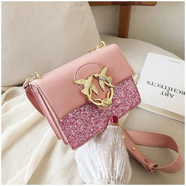 2019 new women bags crossbody bags pu leather luxury designer handbags Broadband Sequins Chain collision broadband small package
2019 new women bags crossbody bags pu leather luxury designer handbags Broadband Sequins Chain collision broadband small package