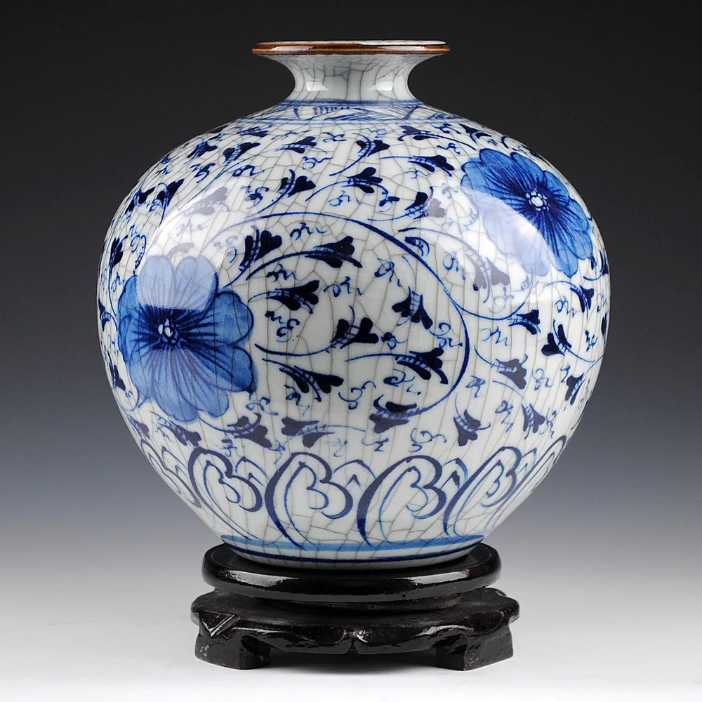 Forest ceramics painted underglaze blue and white porcelain vase antique kiln antique crafts home furnishings
Forest ceramics painted underglaze blue and white porcelain vase antique kiln antique crafts home furnishings