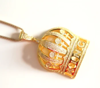 gold color Box chain with micro pave zirconia charm King's Crown Pendant necklace In White Gold Finish hip hop jewelry for men
gold color Box chain with micro pave zirconia charm King's Crown Pendant necklace In White Gold Finish hip hop jewelry for men
