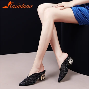 KARINLUNA 2019 New Arrivals Top Quality Summer Pumps Mules Shoes Woman Chunky Heels Luxury Pumps Woman Shoes
KARINLUNA 2019 New Arrivals Top Quality Summer Pumps Mules Shoes Woman Chunky Heels Luxury Pumps Woman Shoes