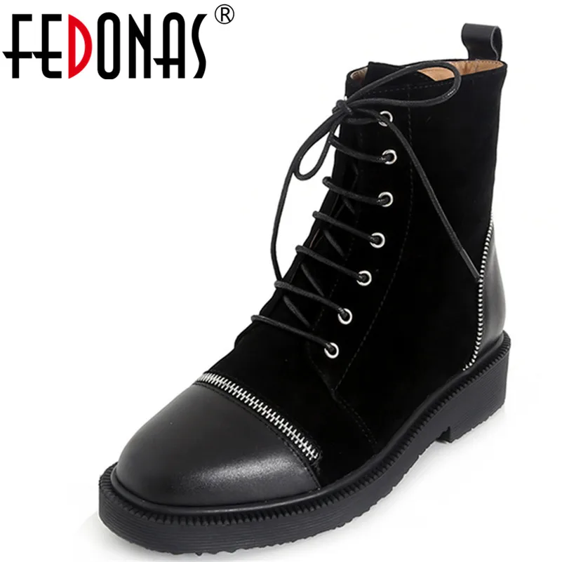 FEDONAS 1Fashion Women Ankle Boots Autumn Winter Warm Square Heels Shoes Cow Suede Round Toe Casual Cross-tied Motorcycle Boots
FEDONAS 1Fashion Women Ankle Boots Autumn Winter Warm Square Heels Shoes Cow Suede Round Toe Casual Cross-tied Motorcycle Boots