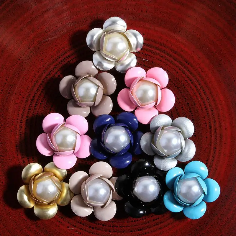 metal flower pearl button flat back wedding embellishment hair bow DIY hair accessory
metal flower pearl button flat back wedding embellishment hair bow DIY hair accessory
