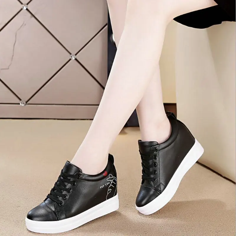 Spring autumn New fashion Women Height increasing Platform Shoes Women white Zapatillas Mujer Casual sneaker wedges shoes WW-26
Spring autumn New fashion Women Height increasing Platform Shoes Women white Zapatillas Mujer Casual sneaker wedges shoes WW-26