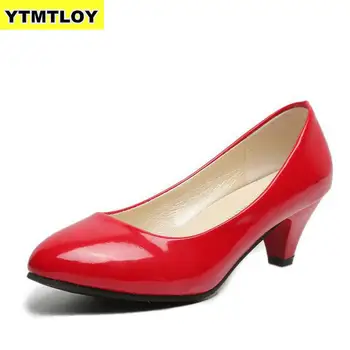 Women's Leather Med Heels New High Quality Shoes Classic Black&White Pumps for Office Ladies White High Heels Red Sexy Heels 
Women's Leather Med Heels New High Quality Shoes Classic Black&White Pumps for Office Ladies White High Heels Red Sexy Heels