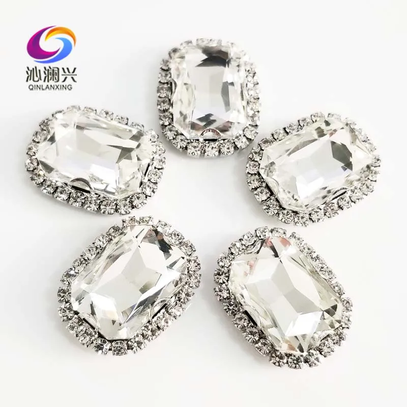 Free shipping white Rectangle 3D Anti scratch top glass crystal buckle,Silver bottom Sew on stones,DIY/Clothing accessories
Free shipping white Rectangle 3D Anti scratch top glass crystal buckle,Silver bottom Sew on stones,DIY/Clothing accessories