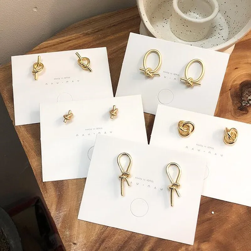 Bovvsky spring Gold Metal Knot Bowknot Geometric Round Circle Oval Small Stud Earrings for Women Girl Wedding Party
Bovvsky spring Gold Metal Knot Bowknot Geometric Round Circle Oval Small Stud Earrings for Women Girl Wedding Party