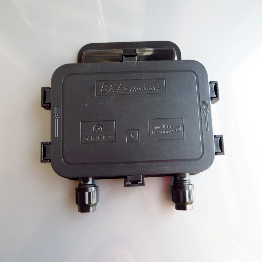250W - 350W Solar Junction Box waterproof IP65 for Solar Panel connect solar cable connection with 6 diode
250W - 350W Solar Junction Box waterproof IP65 for Solar Panel connect solar cable connection with 6 diode
