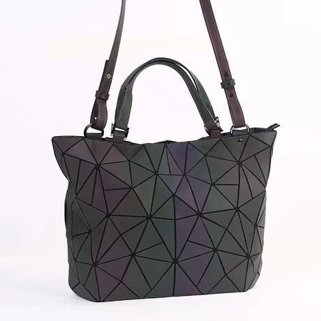Famous Brands Women Bucket Bag Geometic Sequins Mirror Laser Plain Folding Bags Luminous Handbags
Famous Brands Women Bucket Bag Geometic Sequins Mirror Laser Plain Folding Bags Luminous Handbags