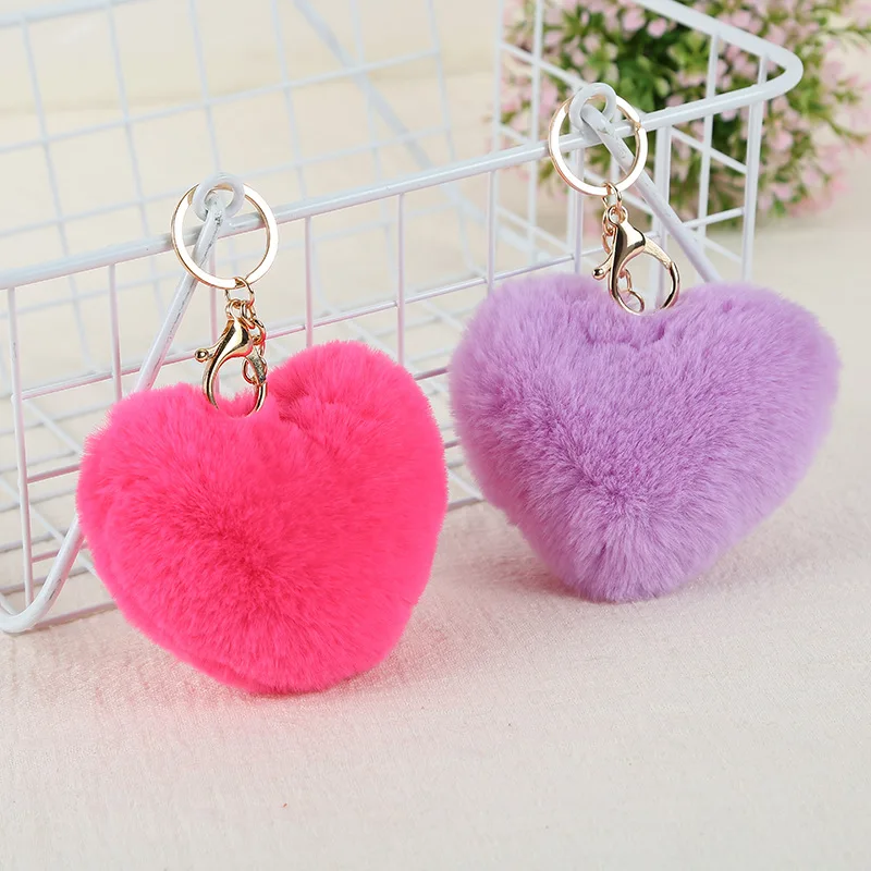 2018 Rabbit Fur Pompoms Heart Keychains Bunny Fur Fluffy Pom Pom Key Rings Holder Purse Bag Charms Phone Car Pendant Key Chains
2018 Rabbit Fur Pompoms Heart Keychains Bunny Fur Fluffy Pom Pom Key Rings Holder Purse Bag Charms Phone Car Pendant Key Chains