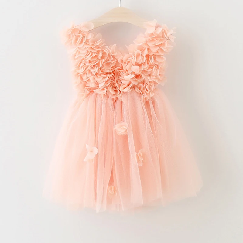 Summer New Baby Girl Dress Flower Petals Decorative Mesh Princess Dress Sweet V-Neck Halter Dress Children Clothes 
Summer New Baby Girl Dress Flower Petals Decorative Mesh Princess Dress Sweet V-Neck Halter Dress Children Clothes