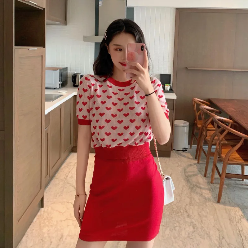 2019 Autumn Knitted 2 Piece Set Women Short Sleeve Love heart Sweet 2 Piece Sweater Sets Two Piece Suits Mini Bodycon Skirt
2019 Autumn Knitted 2 Piece Set Women Short Sleeve Love heart Sweet 2 Piece Sweater Sets Two Piece Suits Mini Bodycon Skirt
