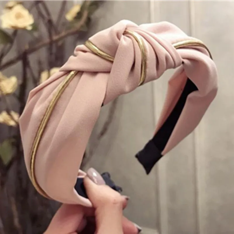 New Wide Headband for Women Hair Accessories Solid Color Fabric Hair Headband Knot Hairband for Ladies Headdress Hair Hoop 
New Wide Headband for Women Hair Accessories Solid Color Fabric Hair Headband Knot Hairband for Ladies Headdress Hair Hoop