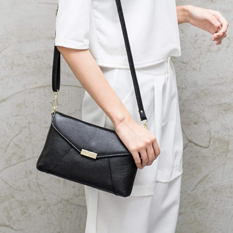 BAQI Women Shoulder Bag Handbags Genuine Cow Leather 2019 Summer Fashion Lady Crossbody Bag for Women Messenger Bag Purse Girls
BAQI Women Shoulder Bag Handbags Genuine Cow Leather 2019 Summer Fashion Lady Crossbody Bag for Women Messenger Bag Purse Girls