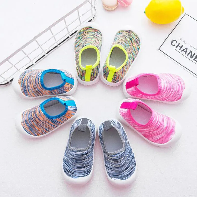 2019 Autumn New Kids Stripes Shoes Baby Soft Bottom Skin Care Shoes Set Foot Elastic Cloth Boys And Girls Shoes 1-5 Years Old
2019 Autumn New Kids Stripes Shoes Baby Soft Bottom Skin Care Shoes Set Foot Elastic Cloth Boys And Girls Shoes 1-5 Years Old