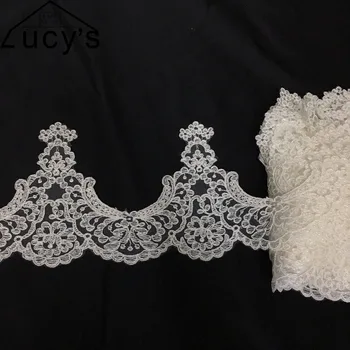 5 yards/lot 17CM width Scallop edging lace trimming Rayon soft ivory lace trim for wedding veils bridal gowns!
5 yards/lot 17CM width Scallop edging lace trimming Rayon soft ivory lace trim for wedding veils bridal gowns!