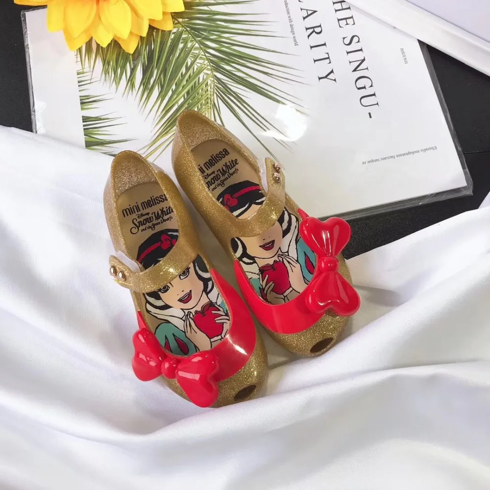 Mini Melissa 2019 Summer Girls Jelly Sandals Shoes Girls Snow Princess Sandals Girl Non-slip Kids Beach Style Toddler Sandals
Mini Melissa 2019 Summer Girls Jelly Sandals Shoes Girls Snow Princess Sandals Girl Non-slip Kids Beach Style Toddler Sandals