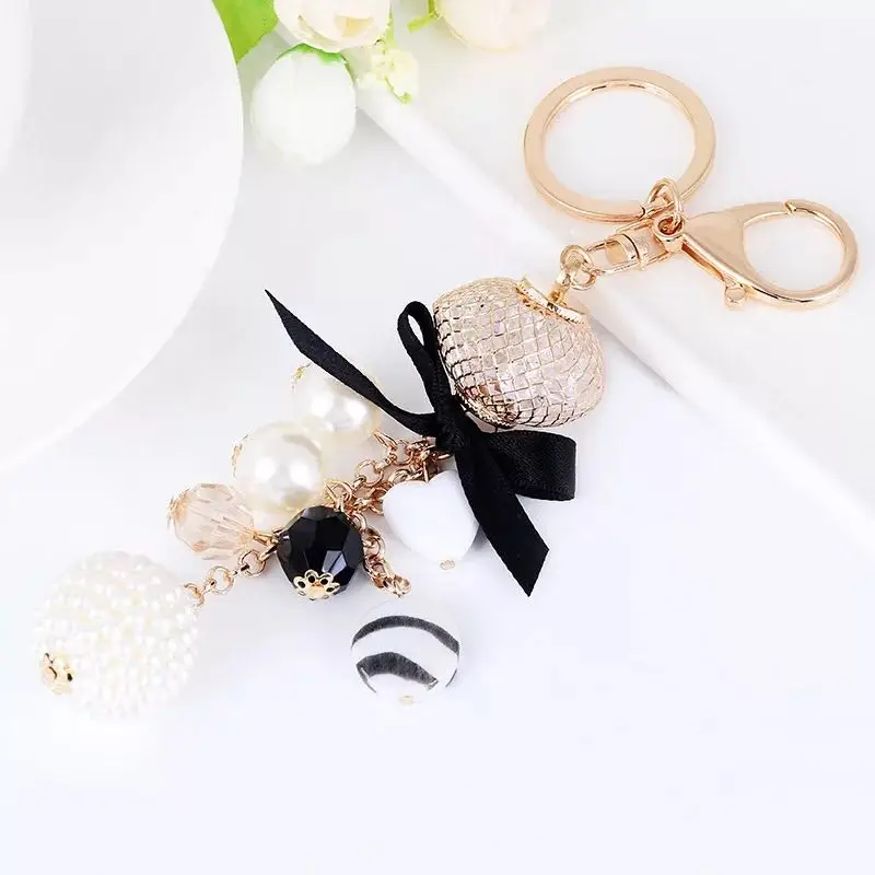 Creative handmade lantern zircon bow shape key chain girl bags decorative pendant keychain charm beautiful lantern car key ring
Creative handmade lantern zircon bow shape key chain girl bags decorative pendant keychain charm beautiful lantern car key ring
