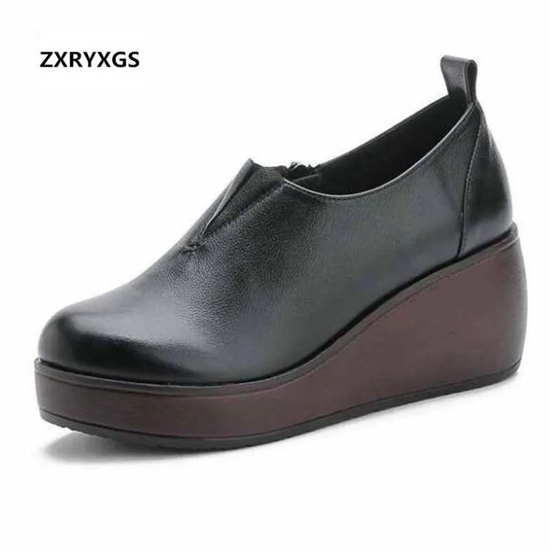 2019 Best-selling New Autumn Deep Mouth Genuine Leather Shoes Women's Shoes Comfort Increase Thick Bottom Slope with High Heels
2019 Best-selling New Autumn Deep Mouth Genuine Leather Shoes Women's Shoes Comfort Increase Thick Bottom Slope with High Heels