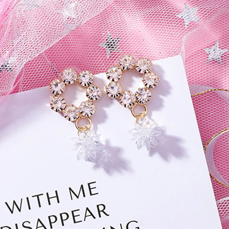 Latest Design Korean Fashion Elegant Sweet Pink Rhinestone Flower Short Dangle Earrings For Women Best Friend's Earring
Latest Design Korean Fashion Elegant Sweet Pink Rhinestone Flower Short Dangle Earrings For Women Best Friend's Earring