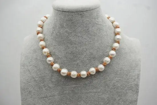 Handmade Leather Pearl Jewellery 9-12mm Big Potato Genuine Freshwater Pearl Necklace Black Leather Jewellery
Handmade Leather Pearl Jewellery 9-12mm Big Potato Genuine Freshwater Pearl Necklace Black Leather Jewellery