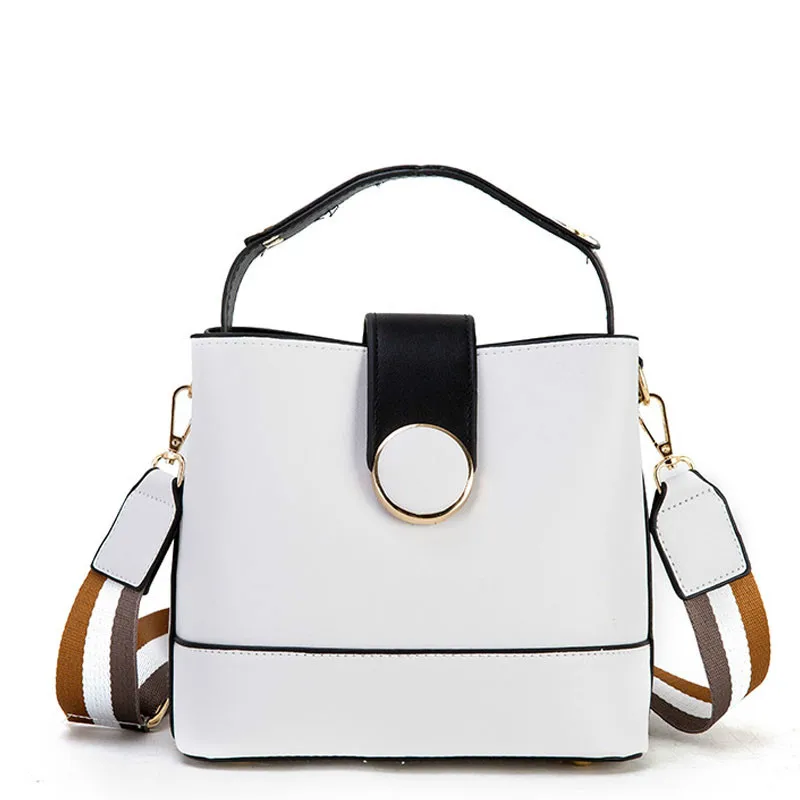 2019 Fashion Bucket bag Women's Crossbody Bags Beach Handbag Portable Shoulder Messenger Wicker Bag Detachable Strap
2019 Fashion Bucket bag Women's Crossbody Bags Beach Handbag Portable Shoulder Messenger Wicker Bag Detachable Strap