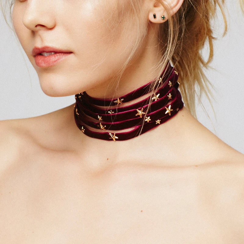 Women Creative Multi Layer Velvet Choker Alloy Star Pendant Necklace 2017 New Arrival Flannel Collar Short Necklace
Women Creative Multi Layer Velvet Choker Alloy Star Pendant Necklace 2017 New Arrival Flannel Collar Short Necklace