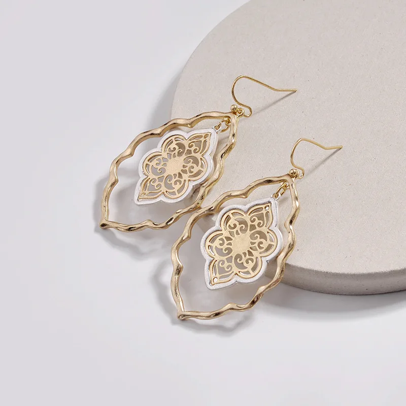 Polished Hammered Metallic Border Cutout Moroccan Morocco Drops Statement Earrings for Women Two Tone Earrings
